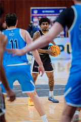 35. kolo TIPOS SBL: BC Prievidza - BC Slovan Bratislava 70:81 (Vladimír Králik)