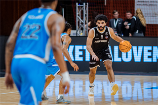 35. kolo TIPOS SBL: BC Prievidza - BC Slovan Bratislava 70:81 (Vladimír Králik)
