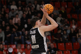 1. štvrťfinále TIPOS SBL: BC Prievidza : BC Komárno 85:71 (Ladislav Szibilla)