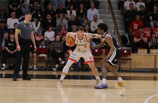 1. štvrťfinále TIPOS SBL: BC Prievidza : BC Komárno 85:71 (Ladislav Szibilla)