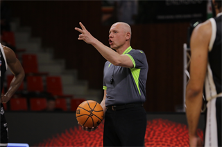 1. štvrťfinále TIPOS SBL: BC Prievidza : BC Komárno 85:71 (Ladislav Szibilla)