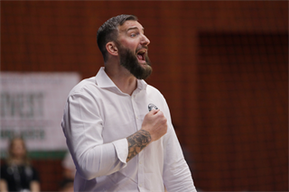 1. štvrťfinále TIPOS SBL: BC Prievidza : BC Komárno 85:71 (Ladislav Szibilla)