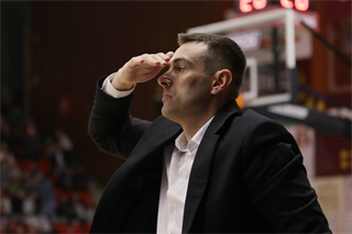 1. štvrťfinále TIPOS SBL: BC Prievidza : BC Komárno 85:71 (Ladislav Szibilla)