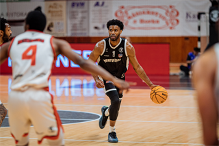 1. štvrťfinále TIPOS SBL: BC Prievidza - BC Komárno 85:71 (Vladimír Králik)