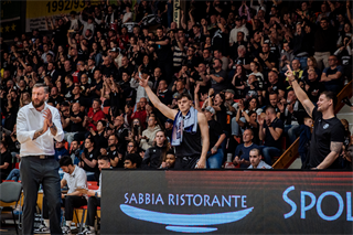 1. štvrťfinále TIPOS SBL: BC Prievidza - BC Komárno 85:71 (Vladimír Králik)
