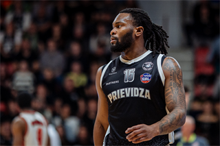 1. štvrťfinále TIPOS SBL: BC Prievidza - BC Komárno 85:71 (Vladimír Králik)