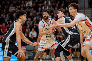 1. štvrťfinále TIPOS SBL: BC Prievidza - BC Komárno 85:71 (Vladimír Králik)