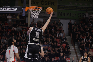 3. štvrťfinále TIPOS SBL: BC Prievidza : BC Komárno 75:73 (Ladislav Szibilla)