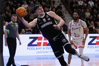 3. štvrťfinále TIPOS SBL: BC Prievidza : BC Komárno 75:73 (Ladislav Szibilla)