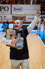 3. štvrťfinále TIPOS SBL: BC Prievidza - BC Komárno 75:73 (Vladimír Králik)