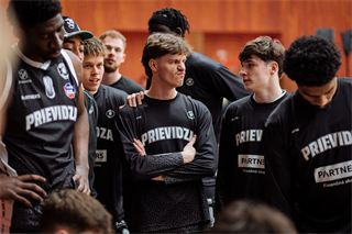 3. štvrťfinále TIPOS SBL: BC Prievidza - BC Komárno 75:73 (Vladimír Králik)
