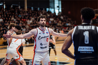 3. štvrťfinále TIPOS SBL: BC Prievidza - BC Komárno 75:73 (Vladimír Králik)
