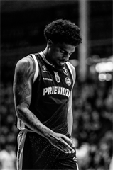 3. štvrťfinále TIPOS SBL: BC Prievidza - BC Komárno 75:73 (Vladimír Králik)