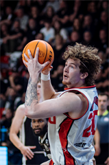 3. štvrťfinále TIPOS SBL: BC Prievidza - BC Komárno 75:73 (Vladimír Králik)
