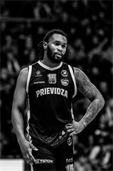 3. štvrťfinále TIPOS SBL: BC Prievidza - BC Komárno 75:73 (Vladimír Králik)