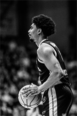 3. štvrťfinále TIPOS SBL: BC Prievidza - BC Komárno 75:73 (Vladimír Králik)