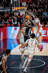 3. štvrťfinále TIPOS SBL: BC Prievidza - BC Komárno 75:73 (Vladimír Králik)