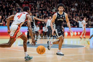 3. štvrťfinále TIPOS SBL: BC Prievidza - BC Komárno 75:73 (Vladimír Králik)