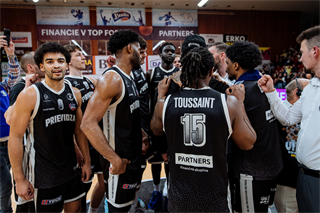 3. štvrťfinále TIPOS SBL: BC Prievidza - BC Komárno 75:73 (Vladimír Králik)