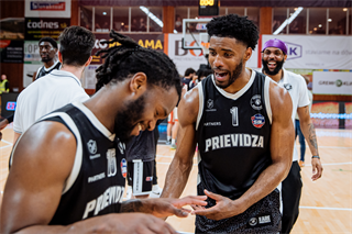 3. štvrťfinále TIPOS SBL: BC Prievidza - BC Komárno 75:73 (Vladimír Králik)