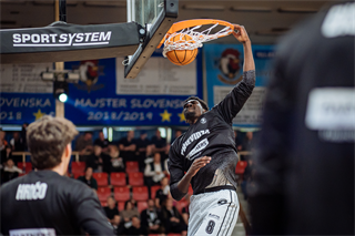 2. semifinále TIPOS SBL: BC Prievidza - Patrioti Levice 75:94 (Vladimír Králik)