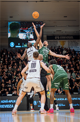2. semifinále TIPOS SBL: BC Prievidza - Patrioti Levice 75:94 (Vladimír Králik)