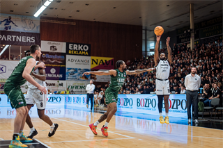 2. semifinále TIPOS SBL: BC Prievidza - Patrioti Levice 75:94 (Vladimír Králik)