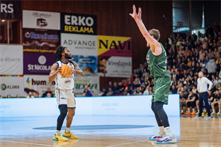 2. semifinále TIPOS SBL: BC Prievidza - Patrioti Levice 75:94 (Vladimír Králik)