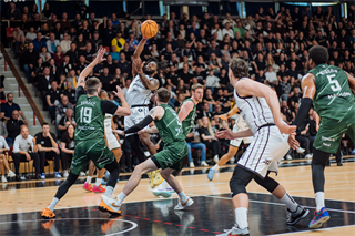 2. semifinále TIPOS SBL: BC Prievidza - Patrioti Levice 75:94 (Vladimír Králik)
