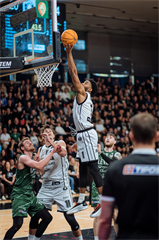 2. semifinále TIPOS SBL: BC Prievidza - Patrioti Levice 75:94 (Vladimír Králik)