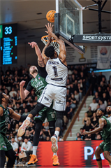 2. semifinále TIPOS SBL: BC Prievidza - Patrioti Levice 75:94 (Vladimír Králik)