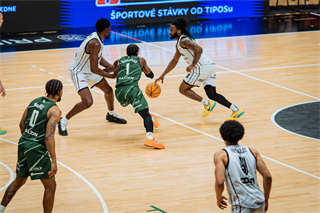 2. semifinále TIPOS SBL: BC Prievidza - Patrioti Levice 75:94 (Vladimír Králik)