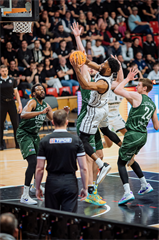 2. semifinále TIPOS SBL: BC Prievidza - Patrioti Levice 75:94 (Vladimír Králik)