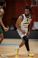 2. semifinále TIPOS SBL: BC Prievidza - Patrioti Levice 75:94 (Vladimír Králik)