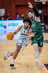 2. semifinále TIPOS SBL: BC Prievidza - Patrioti Levice 75:94 (Vladimír Králik)