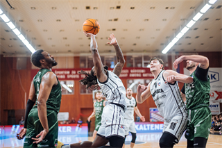 2. semifinále TIPOS SBL: BC Prievidza - Patrioti Levice 75:94 (Vladimír Králik)