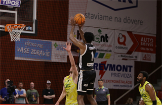 4. semifinále TIPOS SBL: BC Prievidza : Patrioti Levice 66:77 (Ladislav Szibilla)