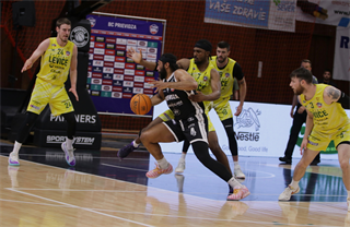 4. semifinále TIPOS SBL: BC Prievidza : Patrioti Levice 66:77 (Ladislav Szibilla)