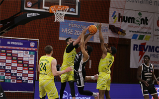 4. semifinále TIPOS SBL: BC Prievidza : Patrioti Levice 66:77 (Ladislav Szibilla)