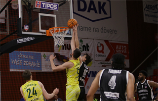 4. semifinále TIPOS SBL: BC Prievidza : Patrioti Levice 66:77 (Ladislav Szibilla)
