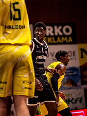 4. semifinále TIPOS SBL: BC Prievidza - Patrioti Levice 66:77 (Dávid Bakos, Michal Huba)