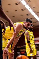 4. semifinále TIPOS SBL: BC Prievidza - Patrioti Levice 66:77 (Dávid Bakos, Michal Huba)