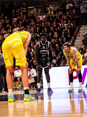 4. semifinále TIPOS SBL: BC Prievidza - Patrioti Levice 66:77 (Dávid Bakos, Michal Huba)