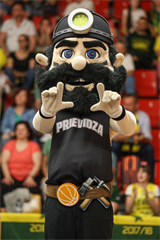 4. semifinále TIPOS SBL: BC Prievidza - Patrioti Levice 66:77 (Dávid Bakos, Michal Huba)