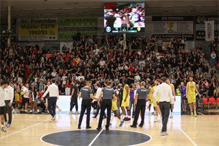 4. semifinále TIPOS SBL: BC Prievidza - Patrioti Levice 66:77 (Dávid Bakos, Michal Huba)