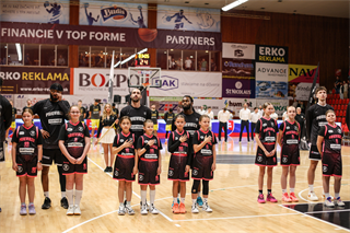 4. semifinále TIPOS SBL: BC Prievidza - Patrioti Levice 66:77 (Dávid Bakos, Michal Huba)