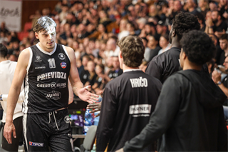 4. semifinále TIPOS SBL: BC Prievidza - Patrioti Levice 66:77 (Dávid Bakos, Michal Huba)