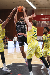 4. semifinále TIPOS SBL: BC Prievidza - Patrioti Levice 66:77 (Dávid Bakos, Michal Huba)