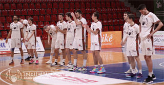 40. kolo SBL BC Prievidza – Iskra Svit 118:104* (foto: Ladislav Szibilla)