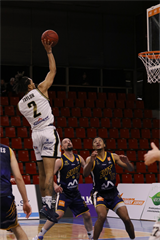 12. Kolo Niké SBL: BC Prievidza - Iskra Svit 91:75 (foto: Ladislav Szibilla)	